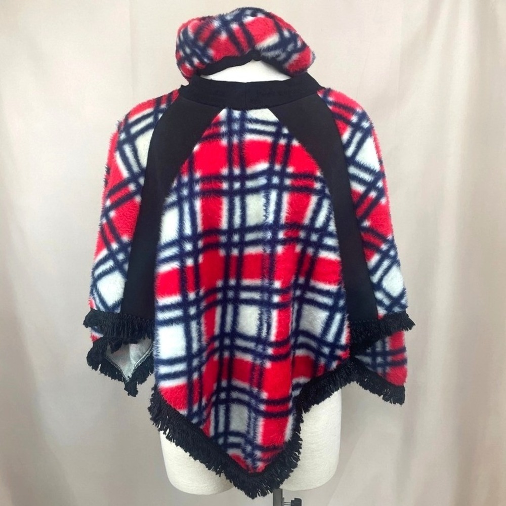 Vintage 60s Fuzzy Plaid‎ Poncho & Beret Fringe Red Blue Harajuku Lolita-Flaw